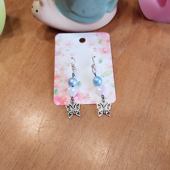 Butterfly Dangle Drop Earrings Bead Dainty Elegant Minimalist Jewelry Fairycore - Picture 1 of 8